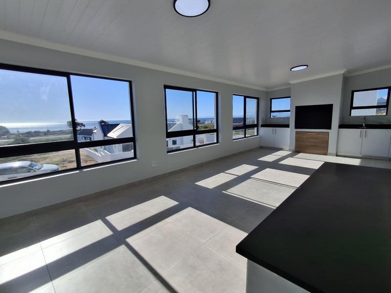 4 Bedroom Property for Sale in Da Gama Bay Western Cape